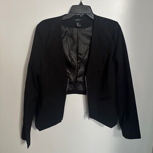 Cropped Blazer